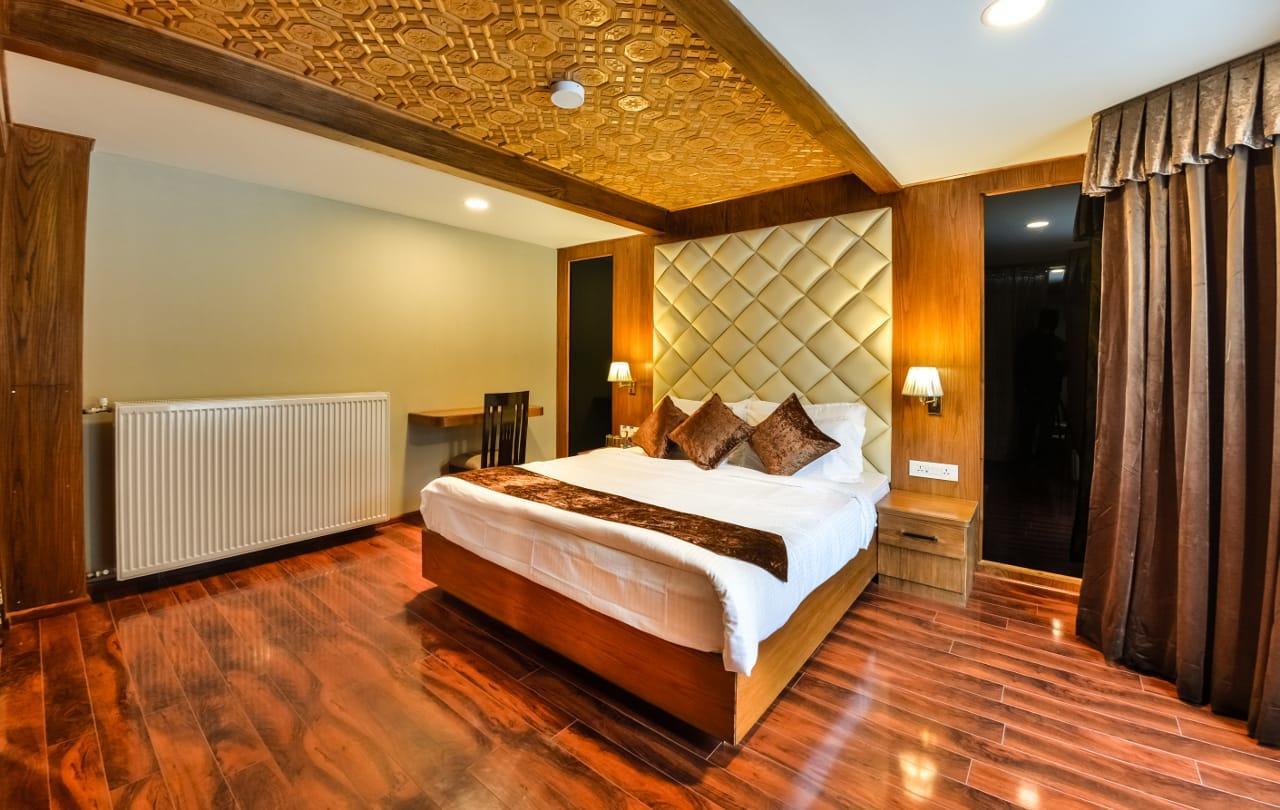 Royal Hillton Pahalgam Hotel Ngoại thất bức ảnh