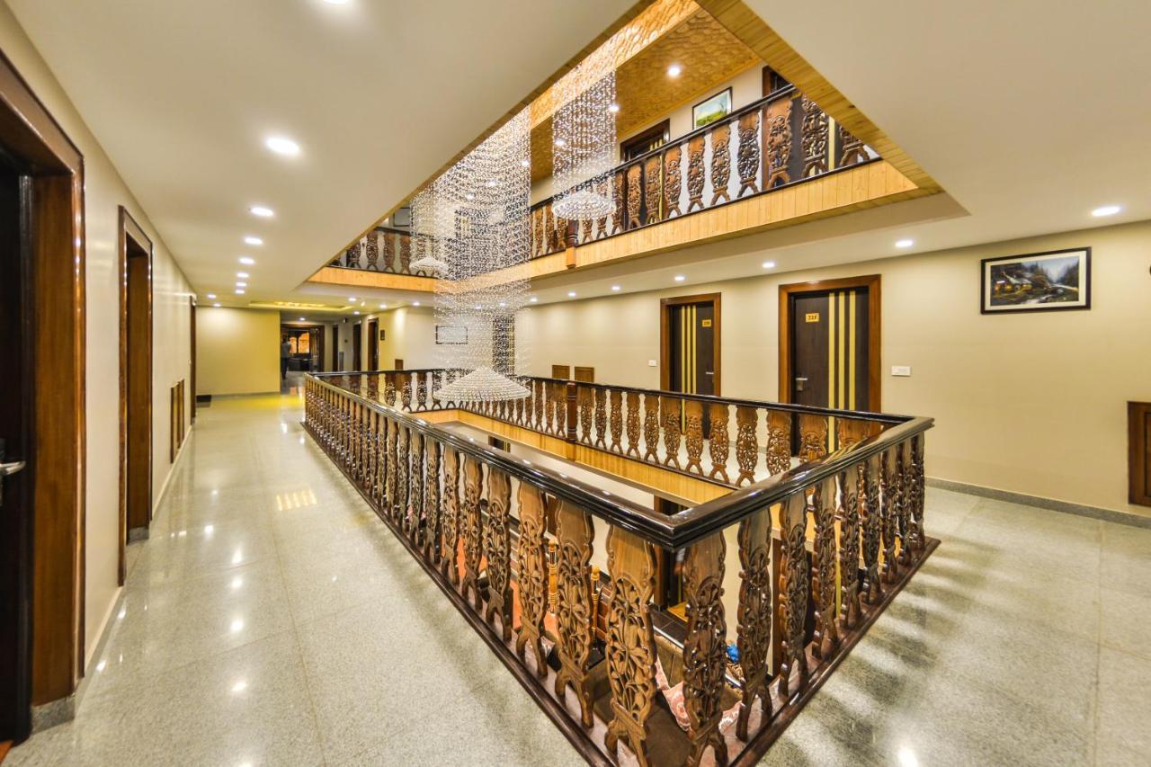 Royal Hillton Pahalgam Hotel Ngoại thất bức ảnh