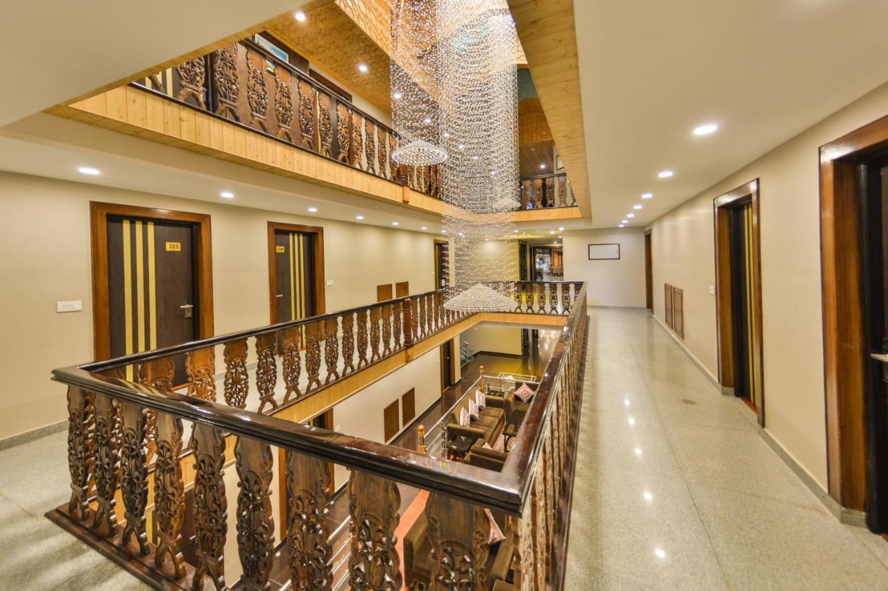 Royal Hillton Pahalgam Hotel Ngoại thất bức ảnh