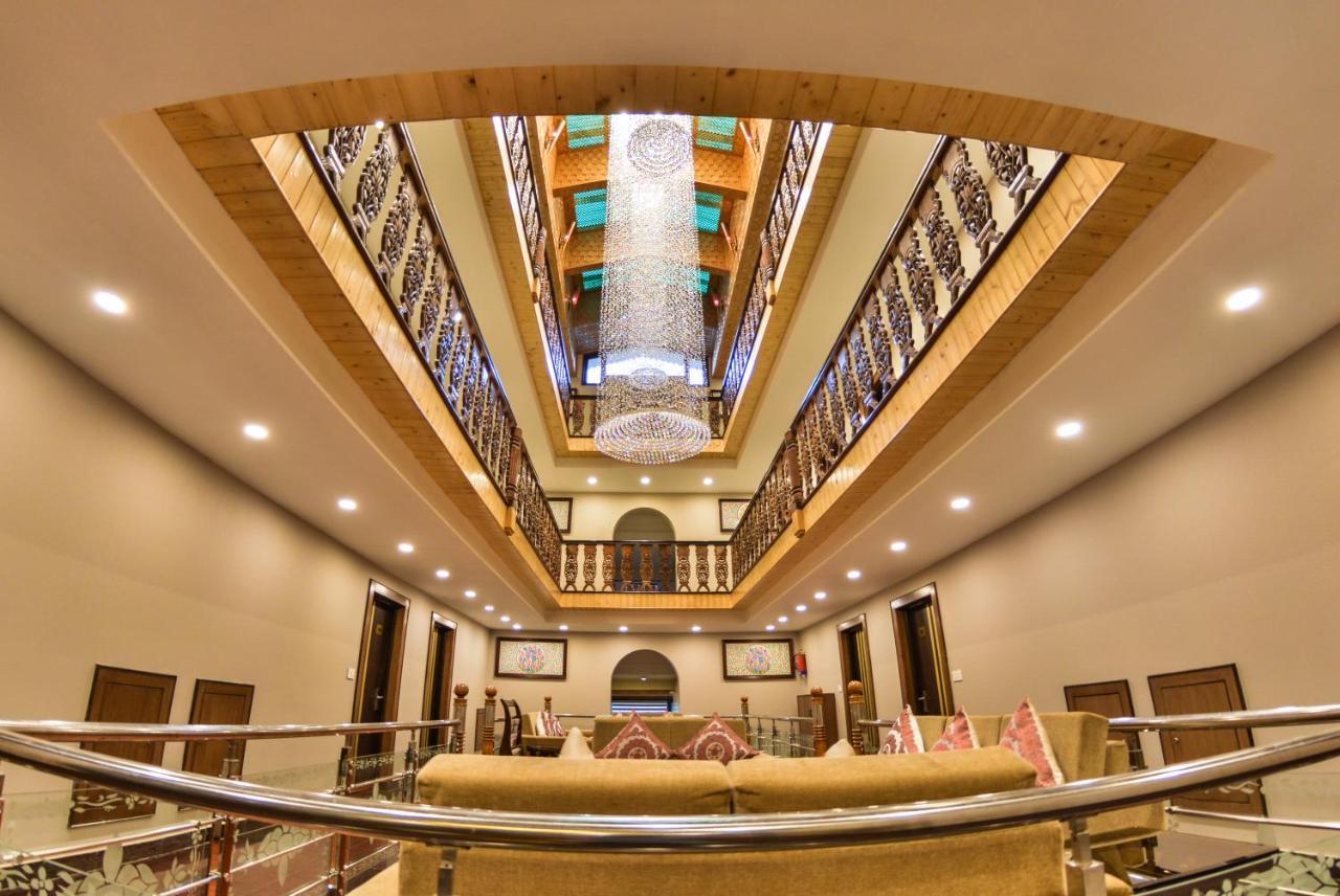 Royal Hillton Pahalgam Hotel Ngoại thất bức ảnh
