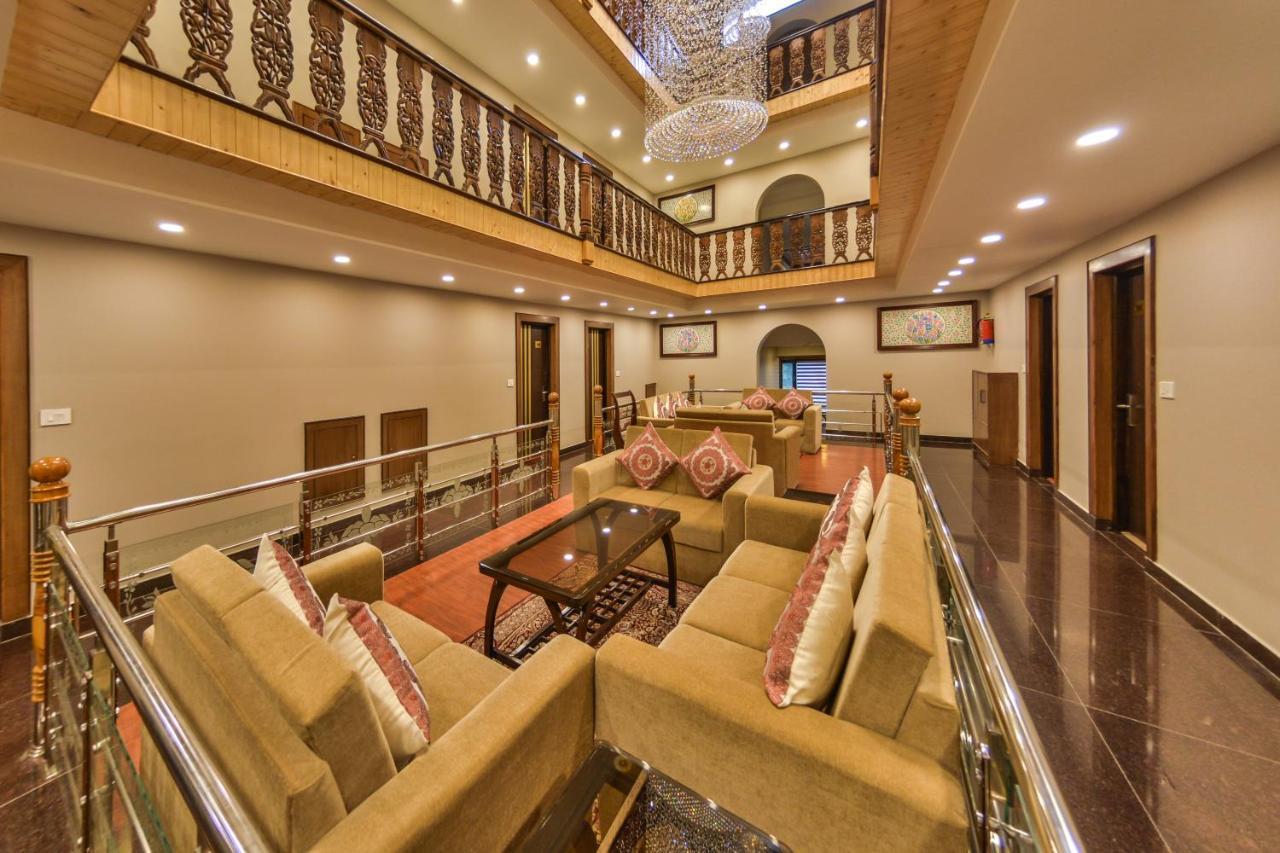 Royal Hillton Pahalgam Hotel Ngoại thất bức ảnh