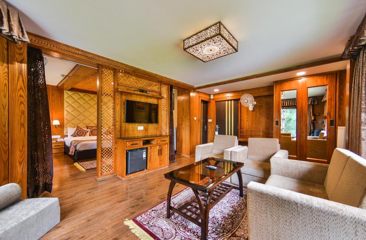 Royal Hillton Pahalgam Hotel Ngoại thất bức ảnh